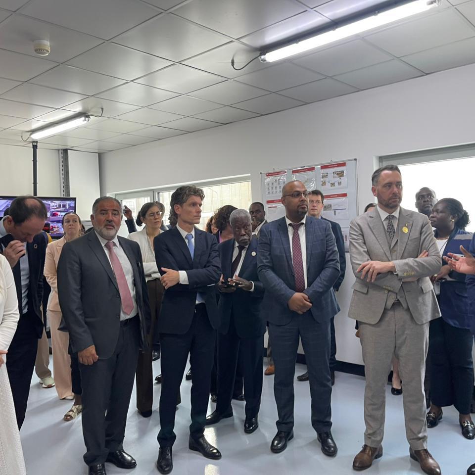 Porto de Luanda recebe vice-primeiro-ministro da Bélgica e fortalece parceria no sector portuário