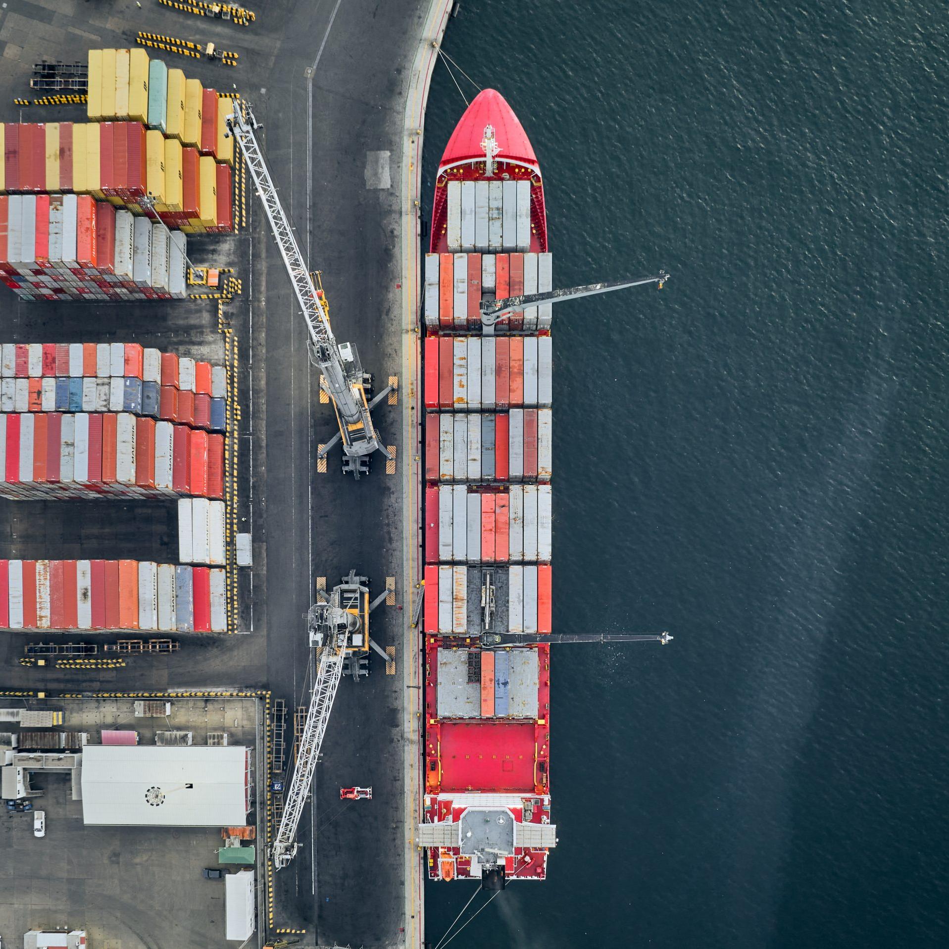 Porto de Luanda aumenta tráfego de navios e receitas operacionais em 2025